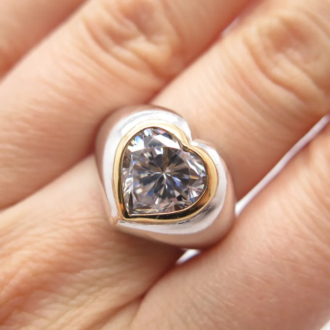 /public/photos/live/Heart Cut Moissanite Two Tone Bezel Set Engagement Ring 658 (2).webp